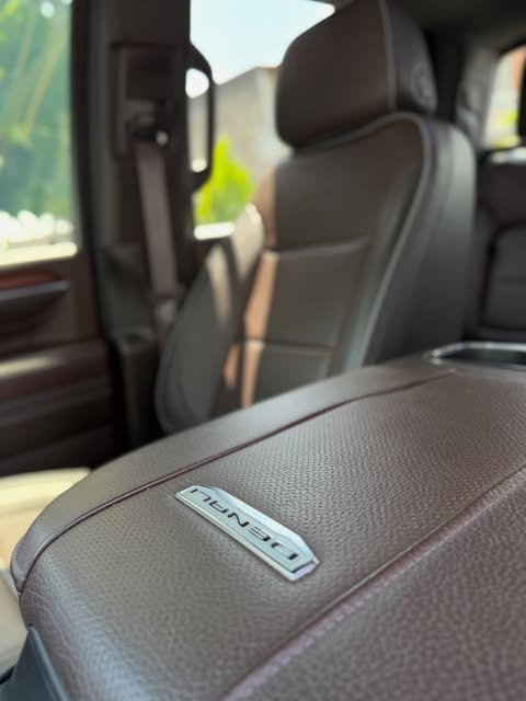 GMC SIERRA DENALI ULTIMATE - Imagem 12