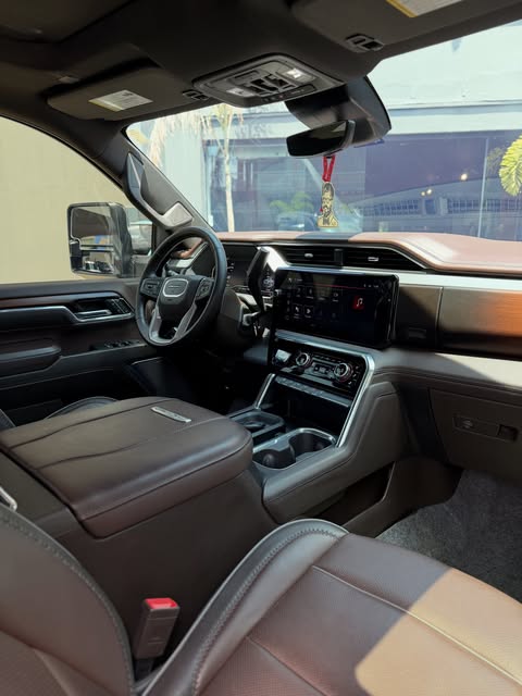 GMC SIERRA DENALI ULTIMATE - Imagem 14