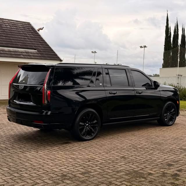 CADILLAC ESCALADE PLATINUM - Imagem 5