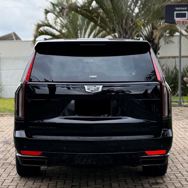 CADILLAC ESCALADE PLATINUM - Imagem 7