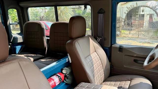 LAND ROVER DEFENDER 90 CSW - Imagem 16