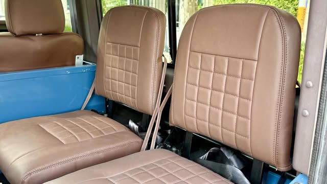 LAND ROVER DEFENDER 90 CSW - Imagem 4
