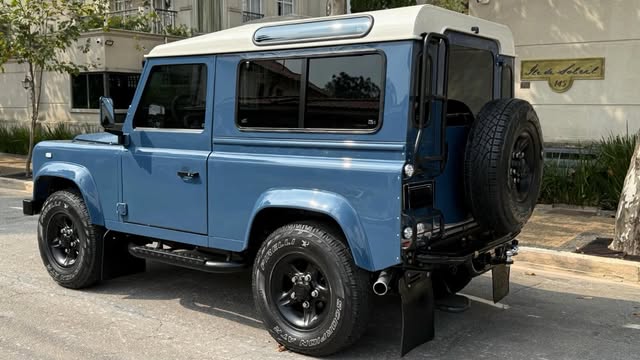 LAND ROVER DEFENDER 90 CSW - Imagem 10