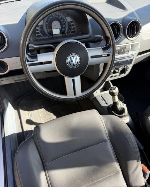 VOLKSWAGEN SAVEIRO SURF - Imagem 11