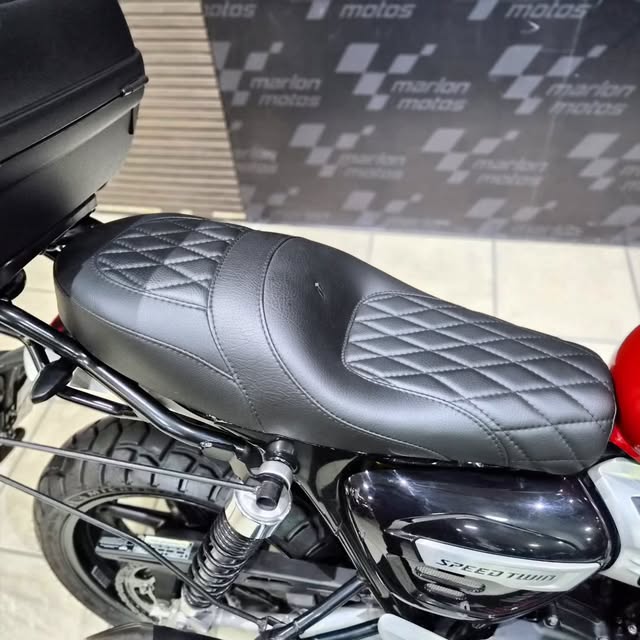 TRIUMPH SPEED TWIN - Imagem 7