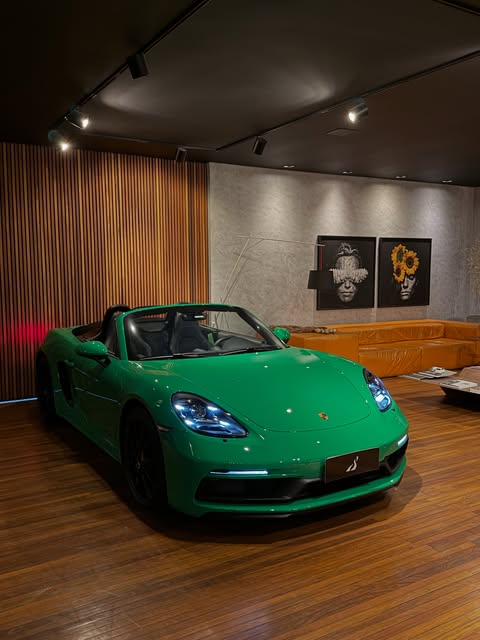 PORSCHE 718 BOXSTER 4.0 GTS - Imagem 2