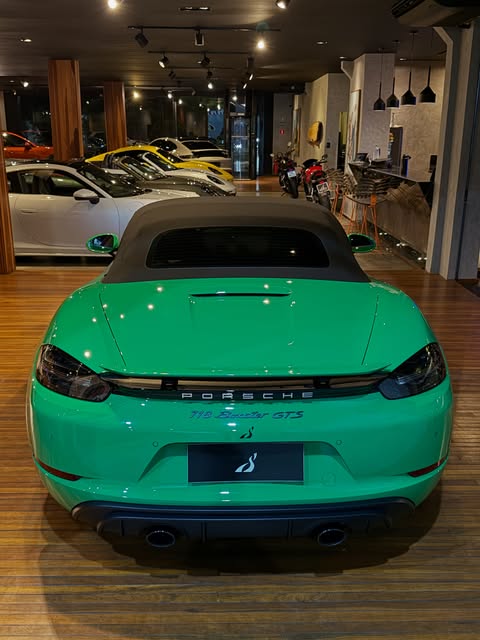 PORSCHE 718 BOXSTER 4.0 GTS - Imagem 18