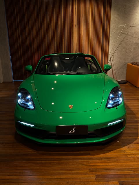 PORSCHE 718 BOXSTER 4.0 GTS - Imagem 4