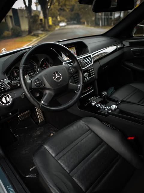MERCEDES-BENZ E 63 AMG - Imagem 14