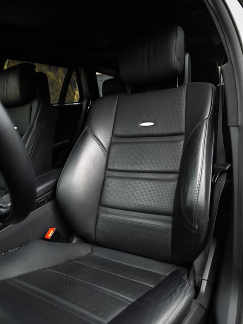 MERCEDES-BENZ E 63 AMG - Imagem 16
