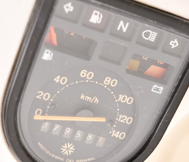 PIAGGIO VESPA PX200 - Imagem 8