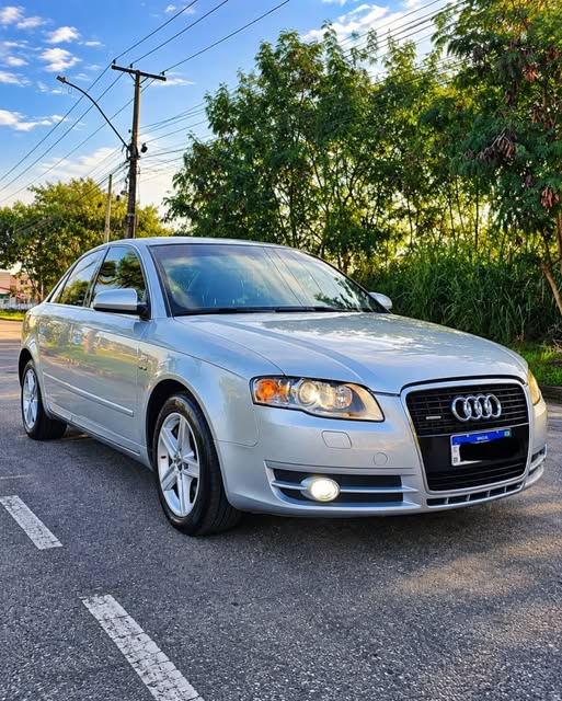 AUDI A4 3.0 V6 - Imagem 2