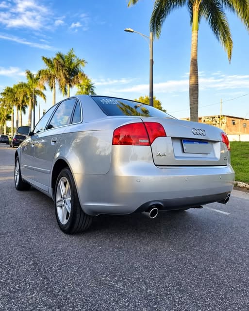 AUDI A4 3.0 V6 - Imagem 3