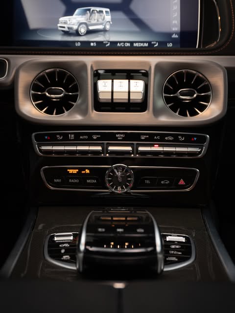 MERCEDES-BENZ G 63 AMG AMG - Imagem 8
