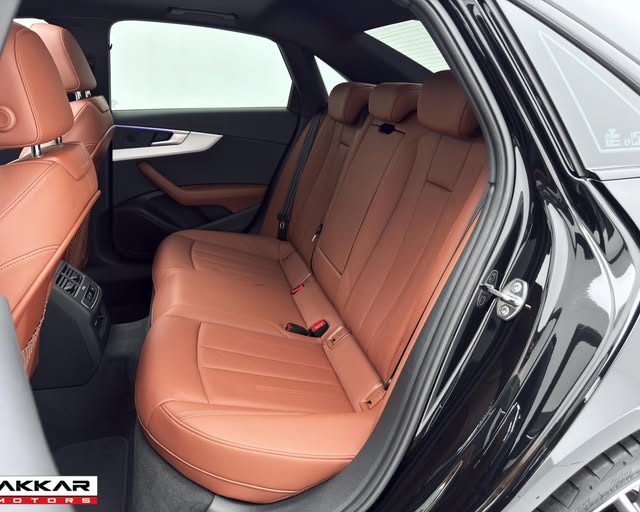 AUDI A4 S LINE QUATTRO - Imagem 8
