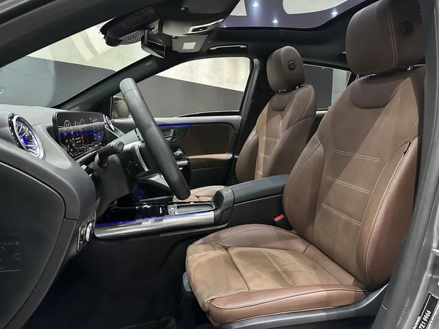 MERCEDES-BENZ GLA 200 1.3 MHEV AMG LINE - Imagem 10