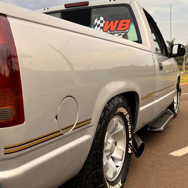 CHEVROLET SILVERADO D20 - Imagem 6