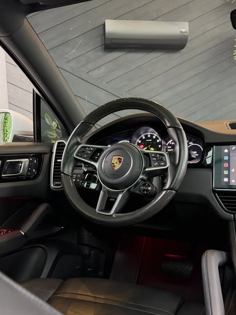PORSCHE CAYENNE PLATINUM EDITION - Imagem 5