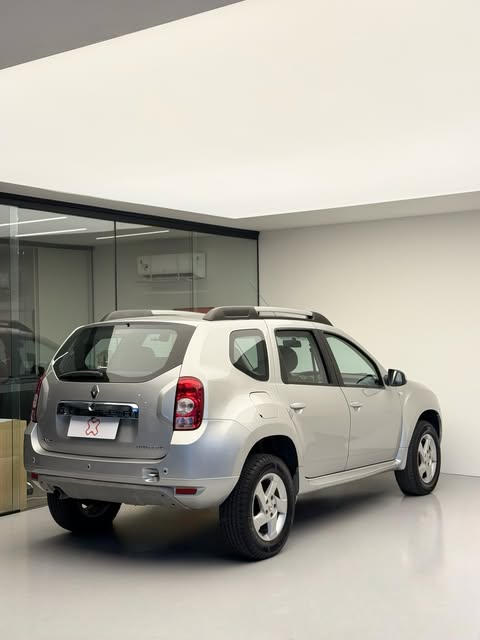 RENAULT DUSTER - Imagem 9