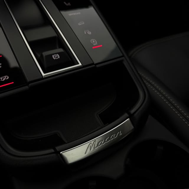 PORSCHE MACAN GTS - Imagem 15