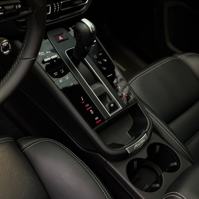 PORSCHE MACAN GTS - Imagem 6