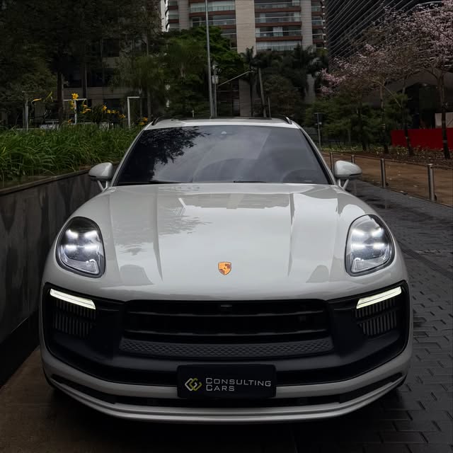 PORSCHE MACAN GTS - Imagem 10