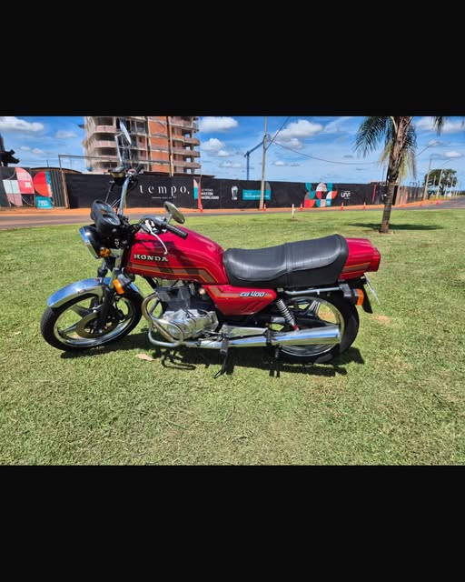 HONDA CB 400 - Imagem 4