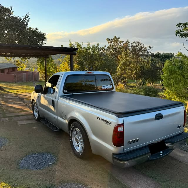 FORD F-250 XLT-L - Imagem 4
