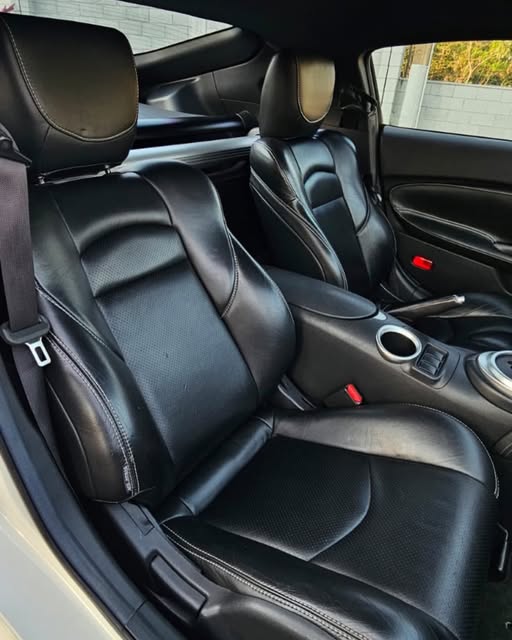 NISSAN 370Z SPORT PACKAGE - Imagem 3