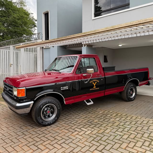 FORD F-150 XLT LARIAT - Imagem 1