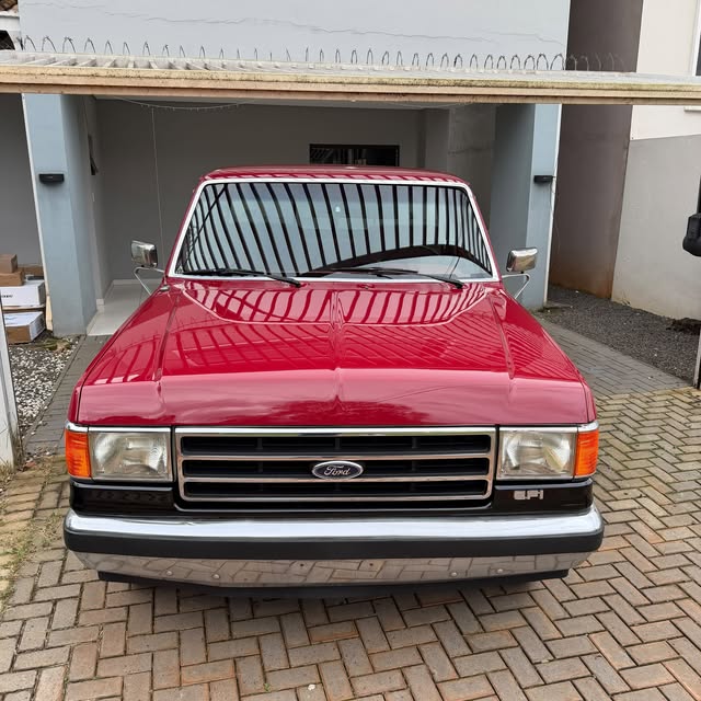 FORD F-150 XLT LARIAT - Imagem 3