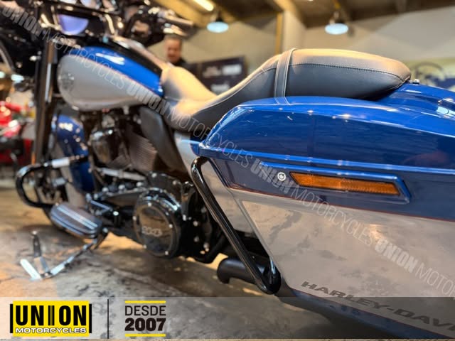 HARLEY-DAVIDSON STREET GLIDE SPECIAL - Imagem 8