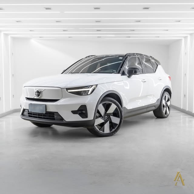 VOLVO XC40 ULTIMATE - Imagem 1