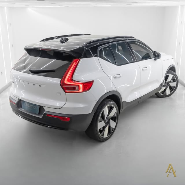 VOLVO XC40 ULTIMATE - Imagem 14