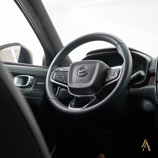 VOLVO XC40 ULTIMATE - Imagem 10