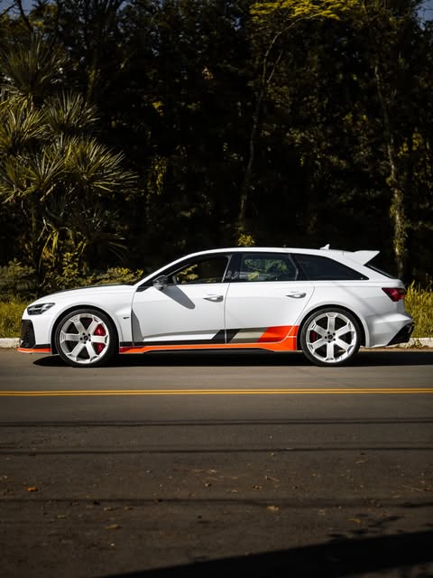 AUDI RS6 AVANT GT - Imagem 1
