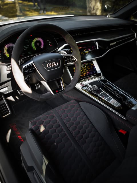 AUDI RS6 AVANT GT - Imagem 14