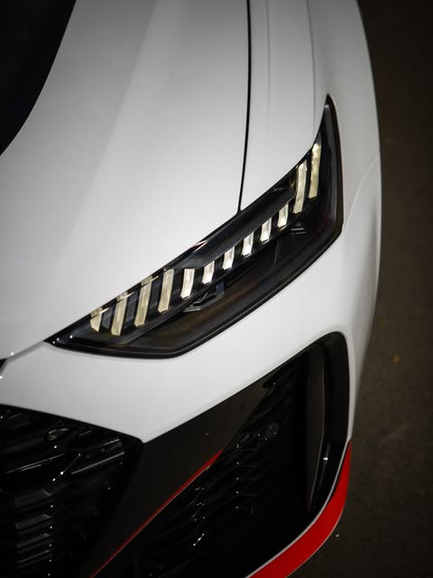 AUDI RS6 AVANT GT - Imagem 5