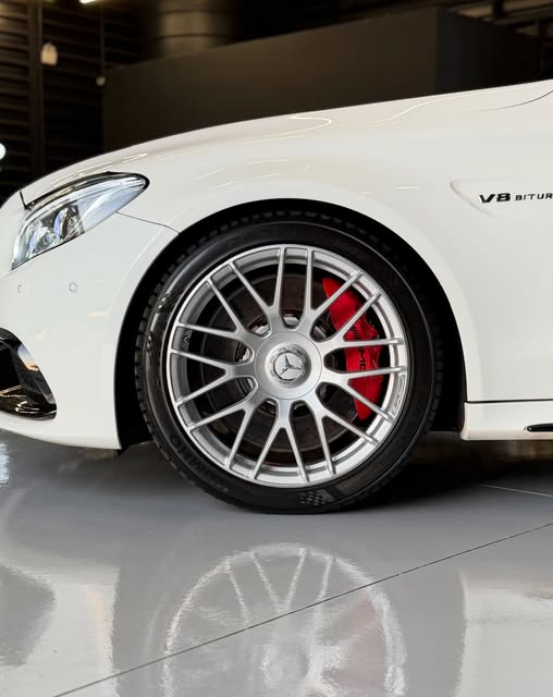 MERCEDES-BENZ C 63 AMG AMG - Imagem 12