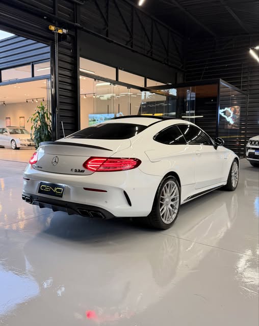 MERCEDES-BENZ C 63 AMG AMG - Imagem 3