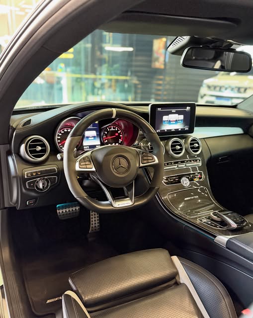 MERCEDES-BENZ C 63 AMG AMG - Imagem 5