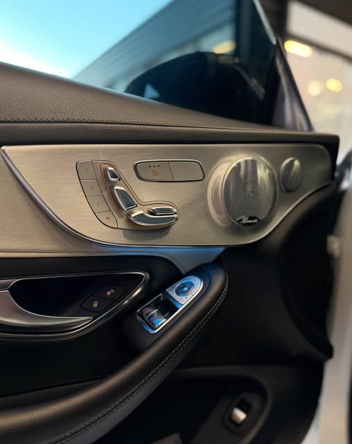 MERCEDES-BENZ C 63 AMG AMG - Imagem 8