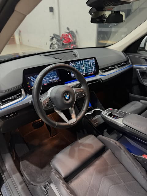 BMW X1 X-LINE - Imagem 13