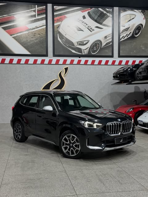 BMW X1 X-LINE - Imagem 15