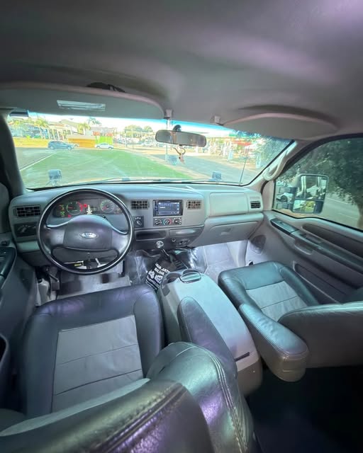 FORD F-250 XLT - Imagem 5