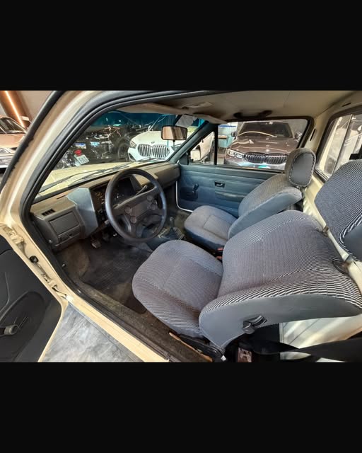 VOLKSWAGEN SAVEIRO - Imagem 6
