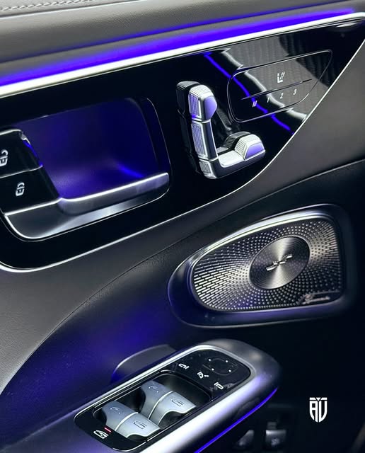 MERCEDES-BENZ C 63 AMG AMG S E-PERFORMANCE - Imagem 9