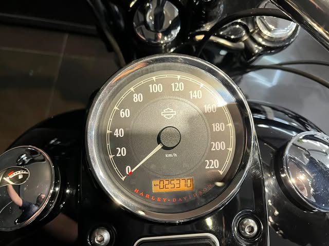 HARLEY-DAVIDSON FAT BOB - Imagem 7