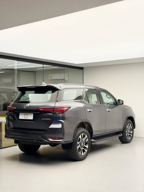 TOYOTA SW4 DIAMOND - Imagem 9