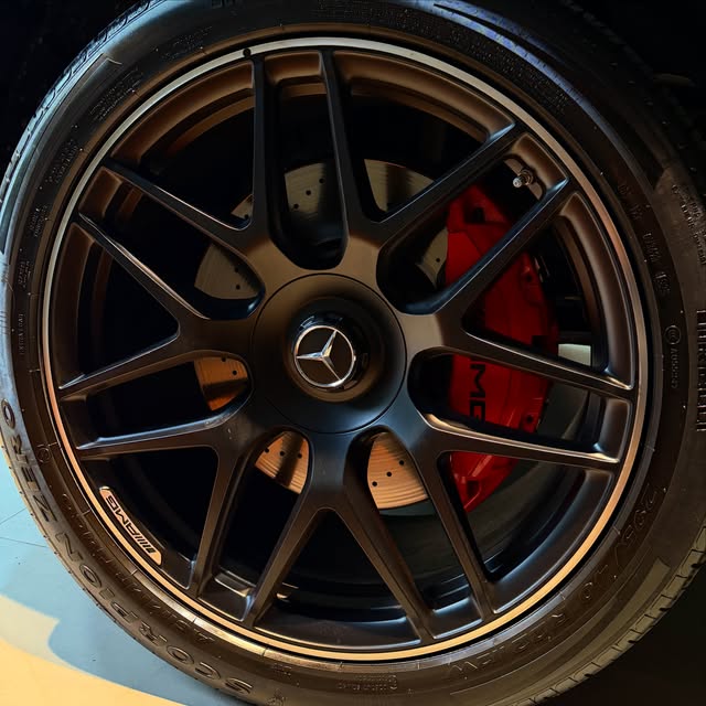 MERCEDES-BENZ G 63 AMG AMG 4MATIC 4.0 BI-TURBO V8 - Imagem 11